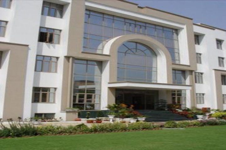Campus View of Institute of Information Technology and Management Delhi_Campus-View